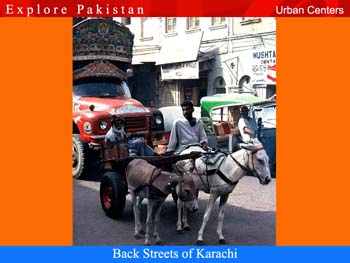 Urban-Centers-Karachi-Stree